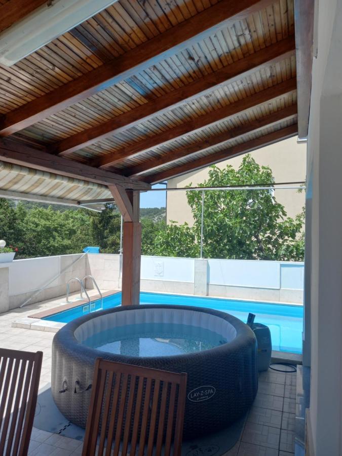 Vila Brig 108 - Private Swimming Pool And Jacuzzi Rijeka Ngoại thất bức ảnh